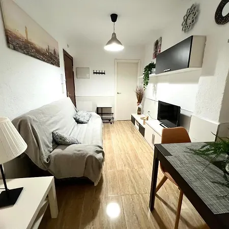 Apartamento Acogedor En Rosaleda Centro *