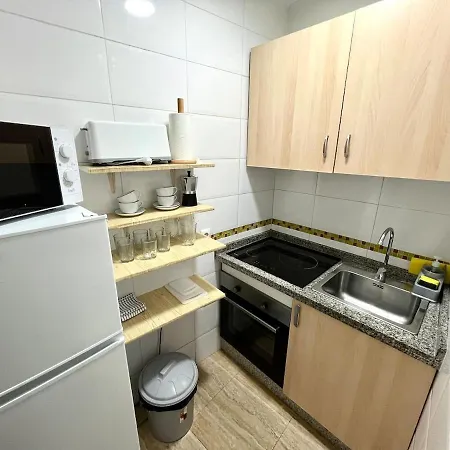 Apartamento Acogedor En Rosaleda Centro *